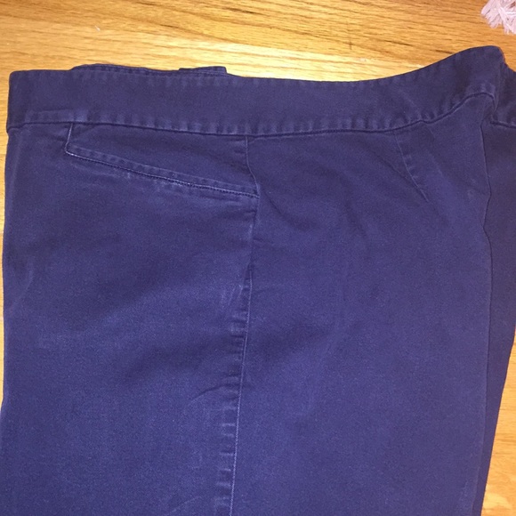 Women’s 10 petite blue pants. - Picture 2 of 6